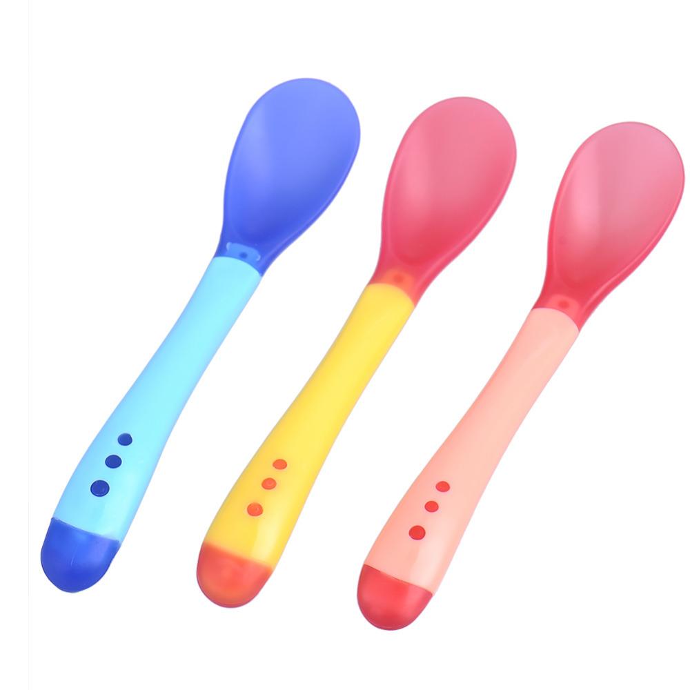 Silikonlöffel für einfaches Füttern - Babyfirst24
