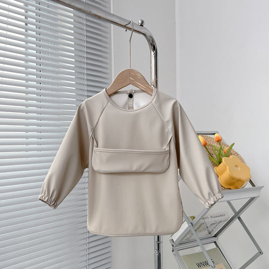 Premium Lätzchen mit Ärmel - Babyfirst24