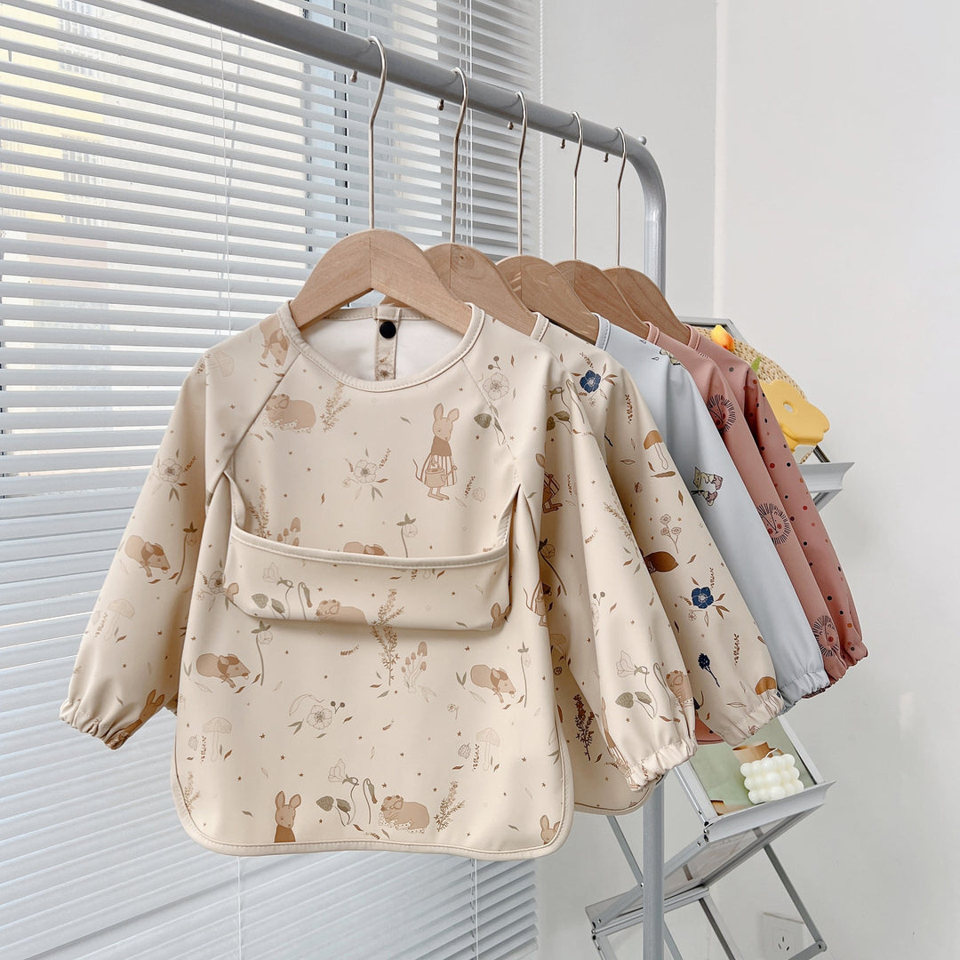 Premium Lätzchen mit Ärmel - Babyfirst24