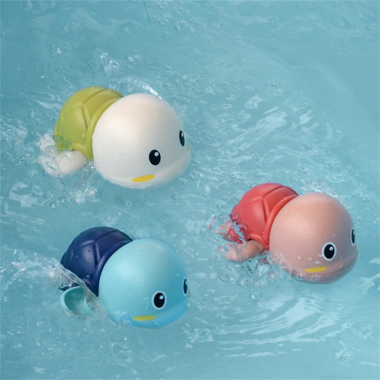 Schwimmende-Montessorri-Schildkröte - Babyfirst24